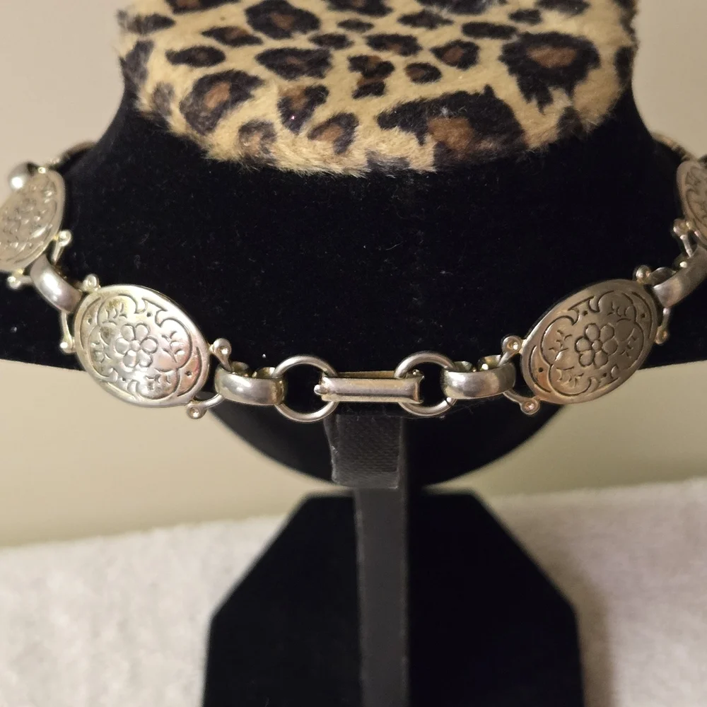 N/A vintage gold